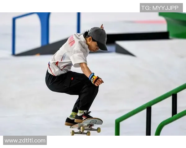 实时新闻上海滑板队在世界攀岩锦标赛中的战术分析与表现评估